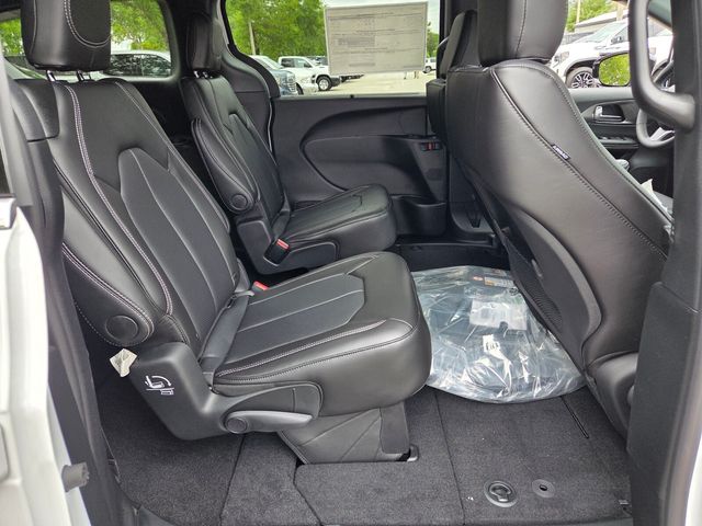 New 2026 White Chrysler LX image 14