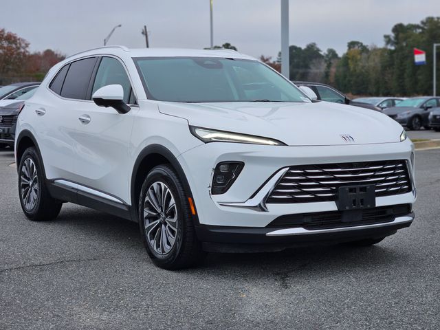 2024 Buick Envision Preferred's photo