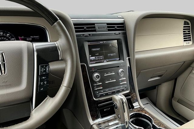 2015 Lincoln Navigator Base - 8