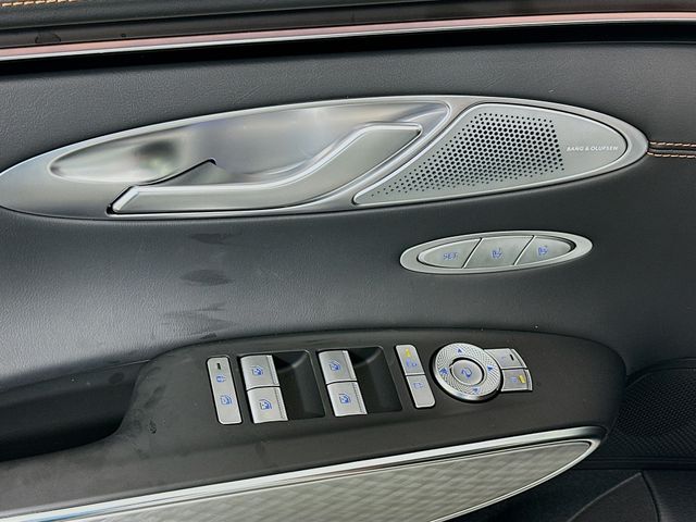 Thumbnail: 2026 Genesis GV70 - 20