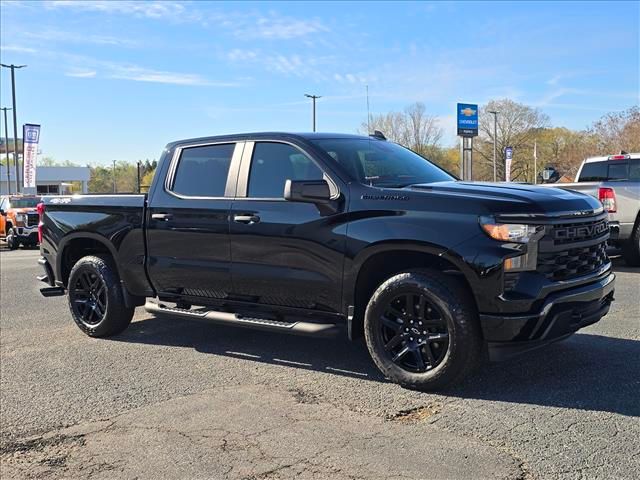 2026 Chevrolet Silverado 1500 Custom Crew Cab 4WD
