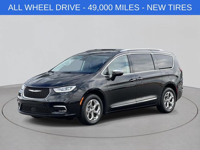 Brilliant Black Crystal Pearlcoat 2021 Chrysler Pacifica Minivan All-Wheel Drive 9-Speed Automatic