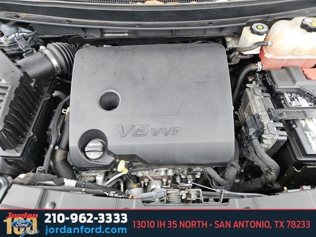 Used Car 2019 Chevrolet Traverse  Premier For Sale Under $20,000 In San Antonio, Texas