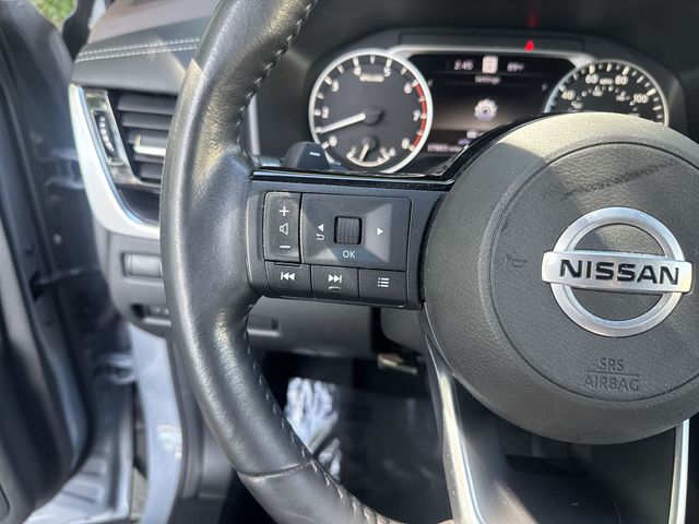 Used 2021 Gray Nissan SL image 17