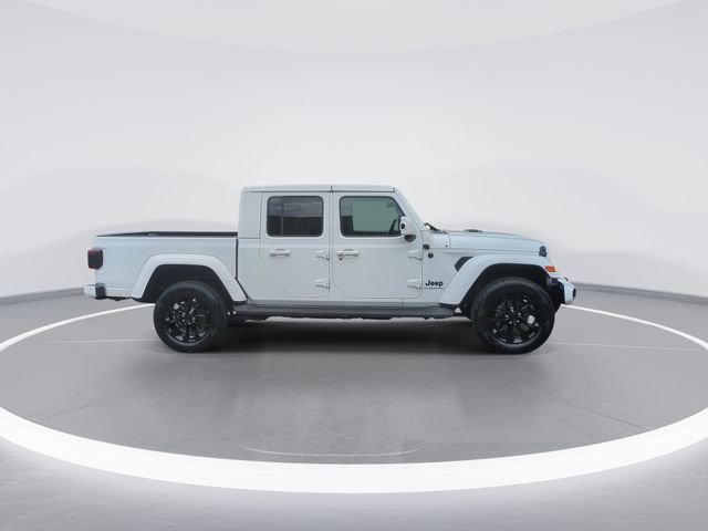 Used 2021 White Jeep Overland image 9