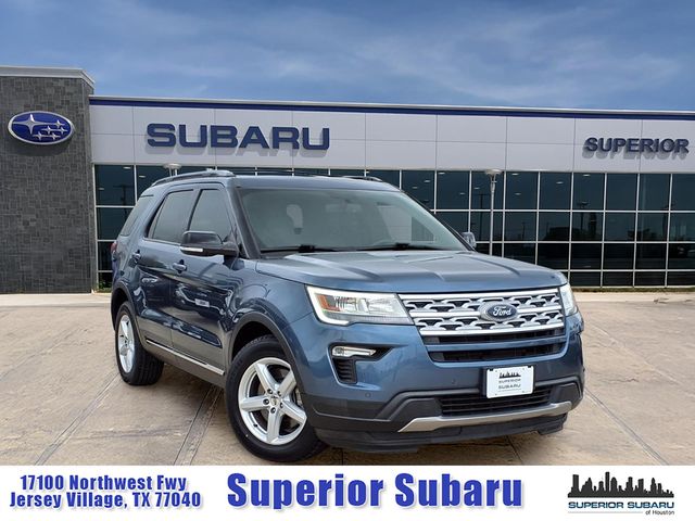 Blue Metallic 2018 Ford Explorer XLT SUV / Crossover Front-Wheel Drive 6-Speed Automatic