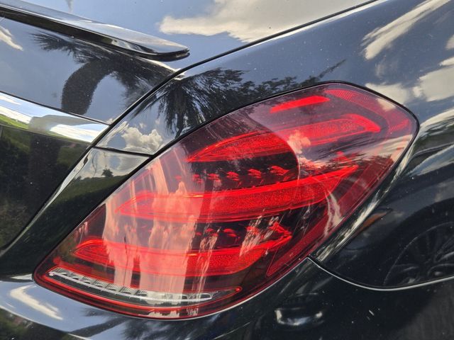 2019 Mercedes-Benz S-class - $29,904