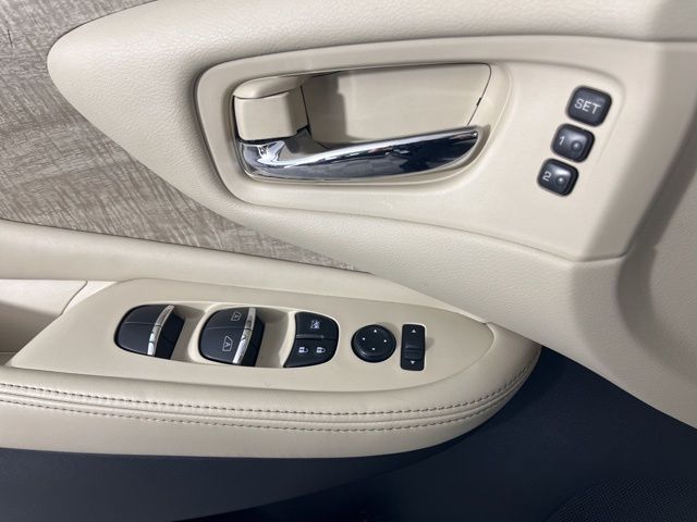 2023 Nissan Murano SL photo
