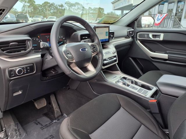 2024 Ford Explorer XLT photo