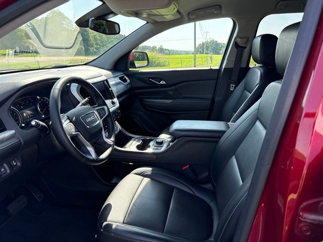 2023 GMC Acadia SLT - Image 3