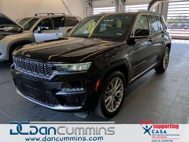 Diamond Black Crystal Pearlcoat 2023 Jeep Grand Cherokee SUV / Crossover Four-Wheel Drive 8-Speed Automatic