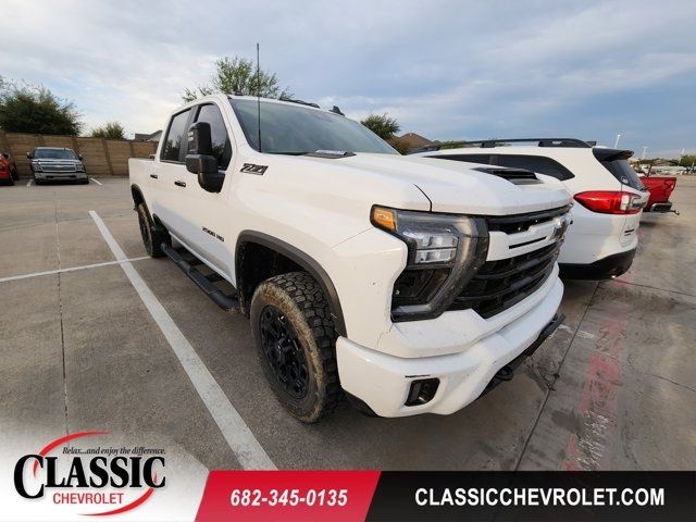 2024 Chevrolet Silverado 2500HD LT Crew Cab 4WD