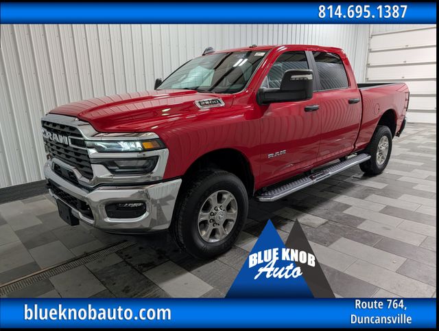 2026 RAM 2500 Rojo (Flame Red Clearcoat) Camioneta Todo terreno 8 velocidades Automática