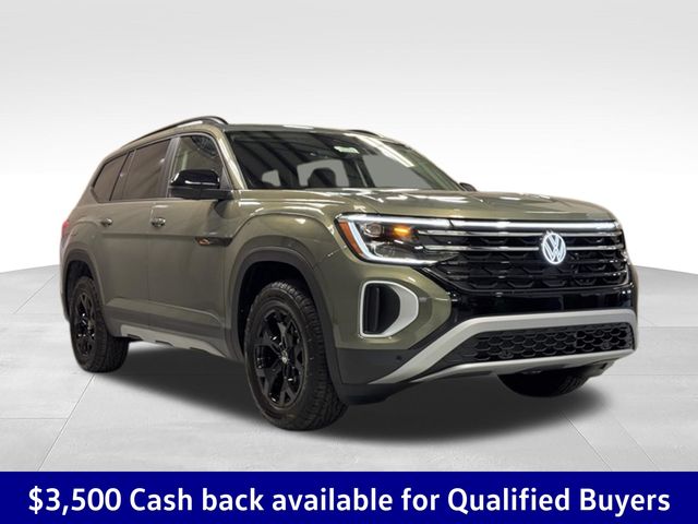 Avocado Green Pearl 2026 Volkswagen Atlas SUV / Crossover All-Wheel Drive 8-Speed Automatic