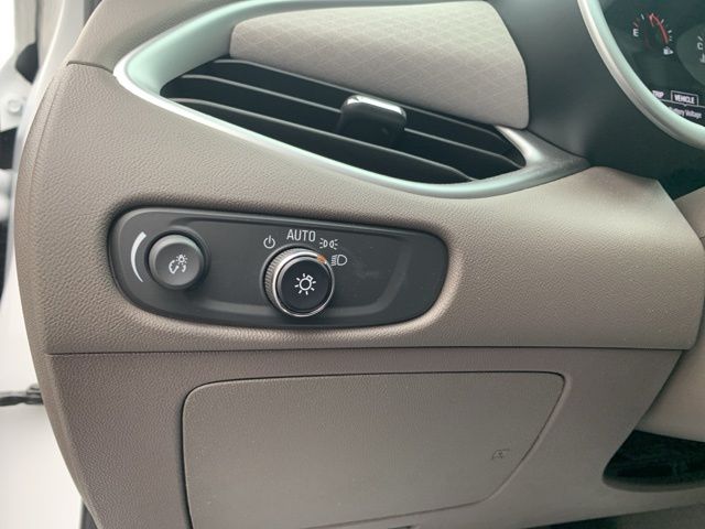2022 Chevrolet Malibu LS photo