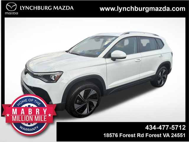 2025 Volkswagen Taos SE 4Motion
