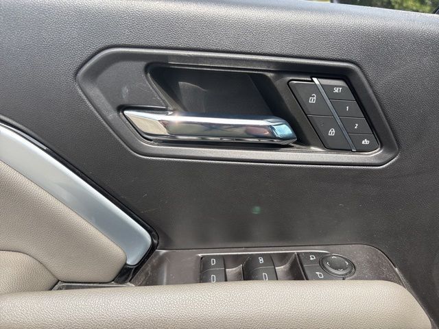 Used 2023 Gray Chevrolet ZR2 image 8