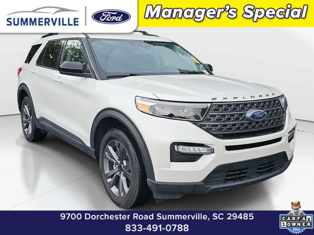 White Metallic 2023 Ford Explorer SUV / Crossover All-Wheel Drive Automatic