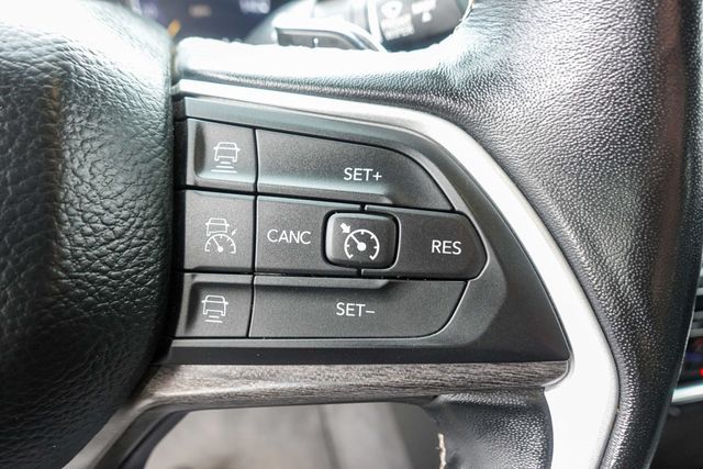 used 2022 Jeep Grand Cherokee car, priced at $23,900