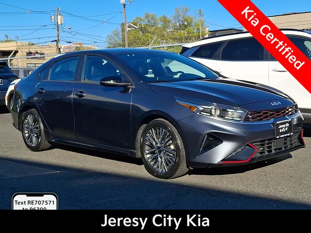 Gravity Gray 2024 Kia Forte Sedan Front-Wheel Drive Continuously Variable Transmission