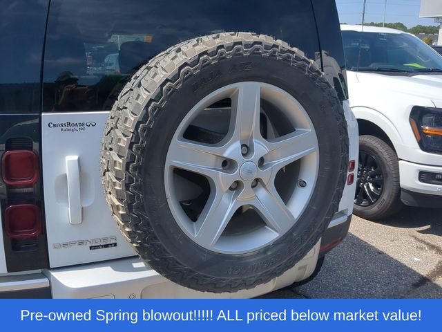 Used 2020 Fuji White Land Rover SE image 14