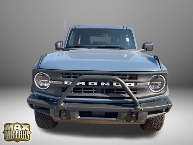 2024 Ford Bronco Black Diamond 2