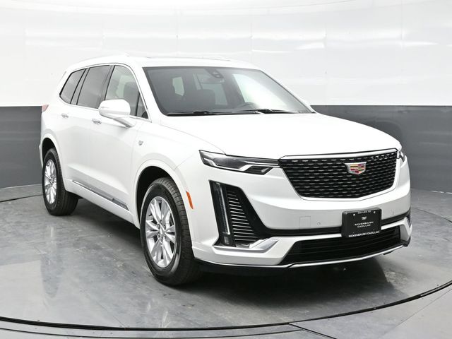 2025 Cadillac XT6 Luxury photo
