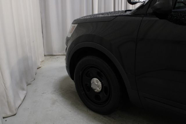 Used 2017 Black Ford Base image 27