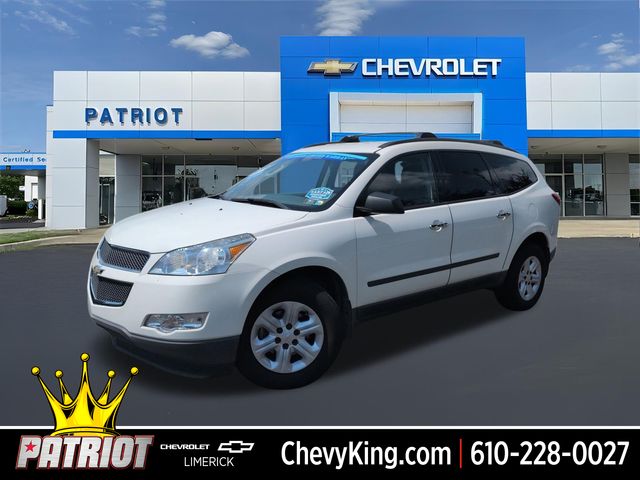 White 2012 Chevrolet Traverse SUV / Crossover Front-Wheel Drive 6-Speed Automatic Overdrive