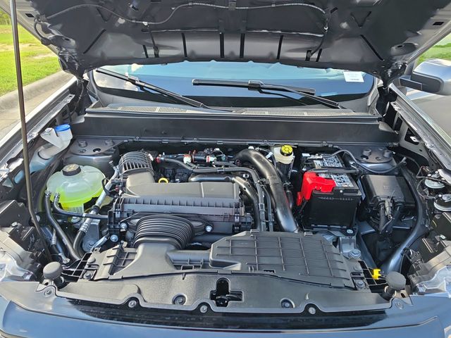 New 2026 Carbonized Gray Metallic Ford Lobo™ image 30