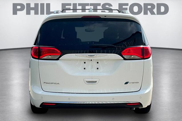 2020 Chrysler Pacifica Hybrid Limited - 4