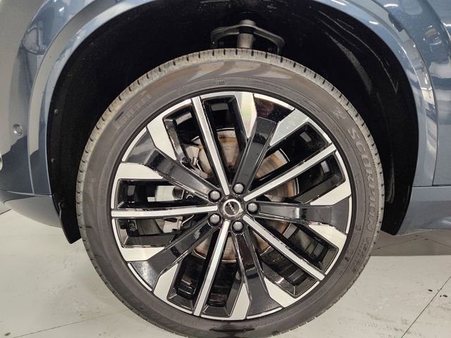 2026 Volvo XC90 Ultra - Photo 8