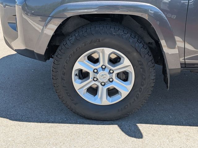 2022 Toyota 4Runner - Image 33