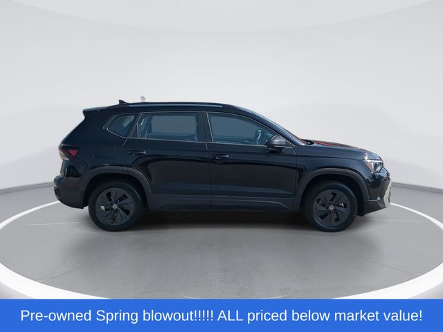 Used 2025 Deep Black Pearl Effect Volkswagen 1.5T S image 9