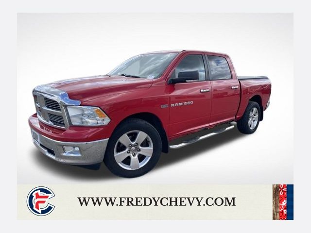 Flame Red Clearcoat 2012 RAM 1500 Pickup Truck Four-Wheel Drive 6-Speed Automatic