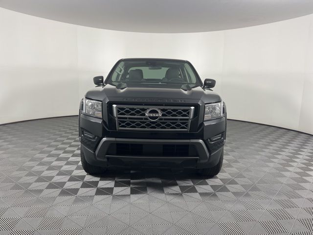 2022 Nissan Frontier SV 3