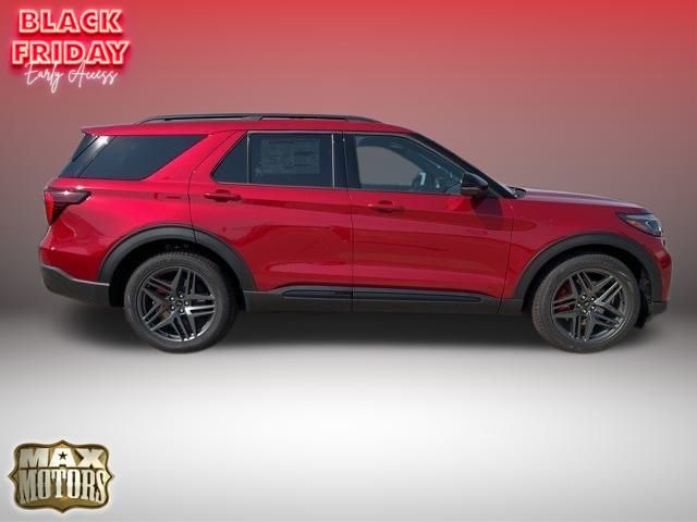 2025 Ford Explorer ST 13