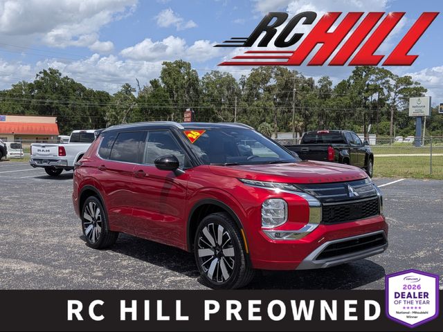 Red Diamond/Black Roof 2026 Mitsubishi Outlander SUV / Crossover Front-Wheel Drive Continuously Variable Transmission