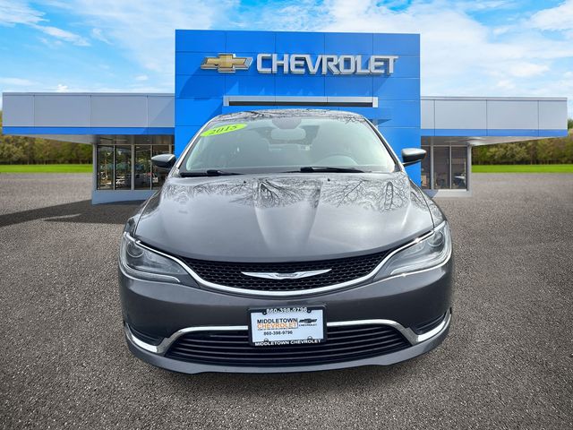 2015 Chrysler 200 - Image 2
