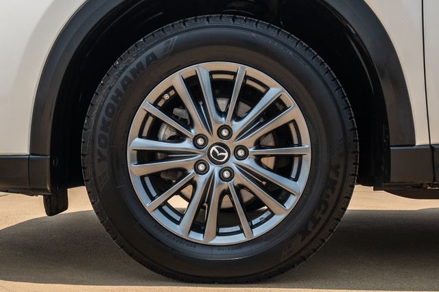 2019 Mazda CX-5 Touring White at Autostrade