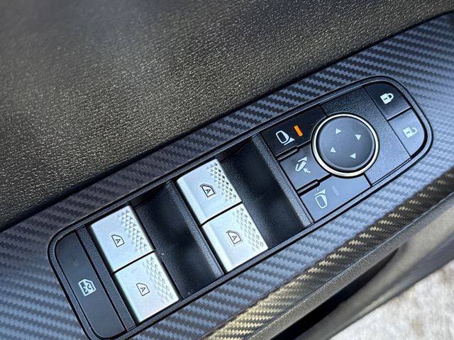 Used 2024 Silver Mitsubishi SE Black Edition w/Pano Roof image 21