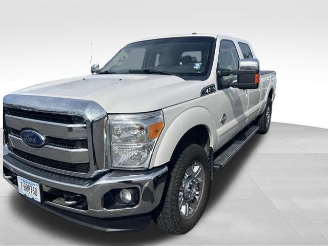 White Platinum Clearcoat Metallic 2015 Ford F-250 Super Duty Pickup Truck Four-Wheel Drive 6-Speed Automatic Overdrive