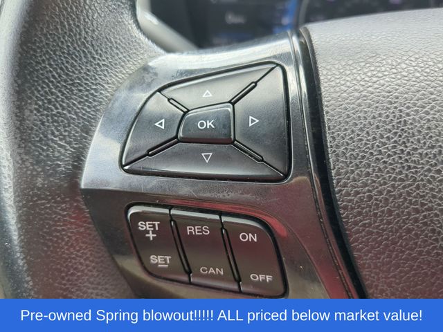 Used 2019 White Platinum Clearcoat Metallic Ford XLT image 26