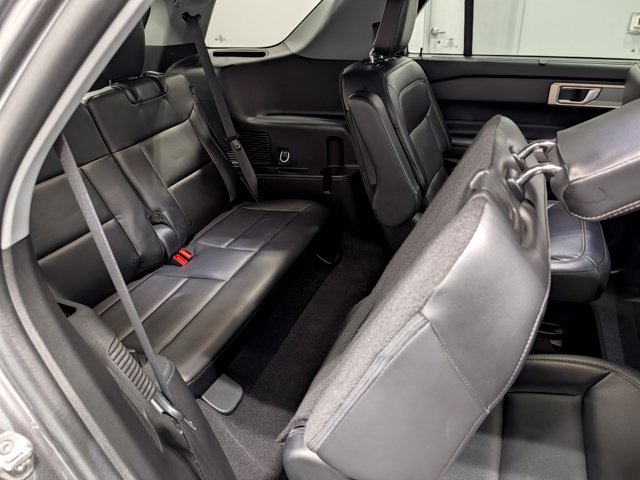 Used 2023 Gray Ford Limited image 37