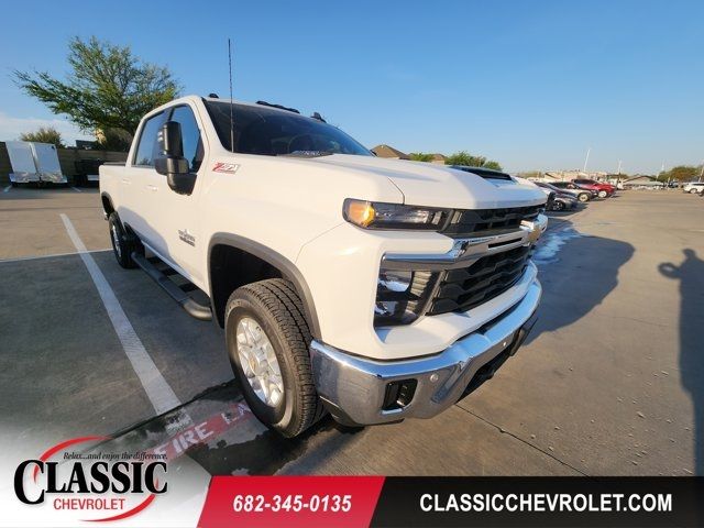 2025 Chevrolet Silverado 2500HD LT Crew Cab 4WD