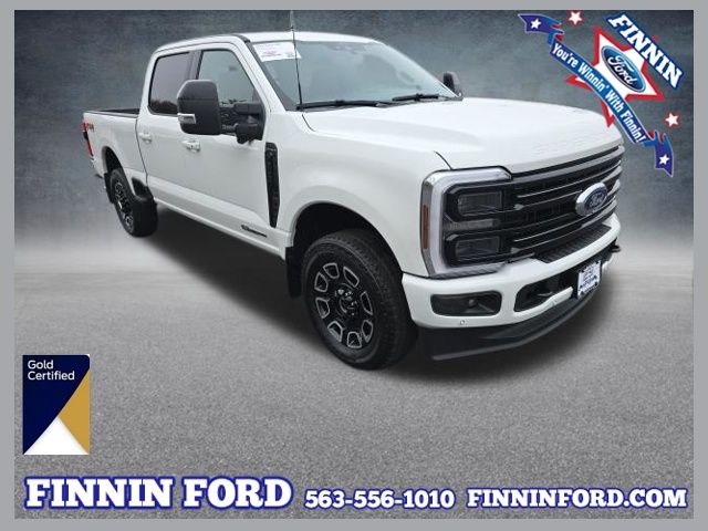 White 2025 Ford F-250 Super Duty Pickup Truck Four-Wheel Drive Automatic