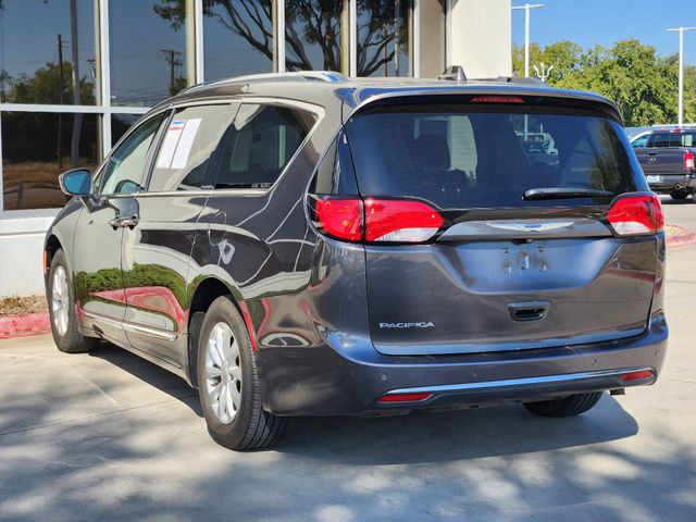 2018 Chrysler Pacifica Touring L 5