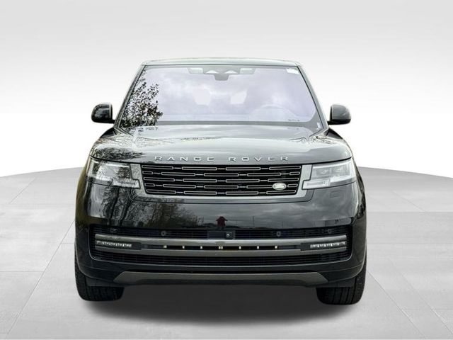 2023 Land Rover Range Rover SE 8