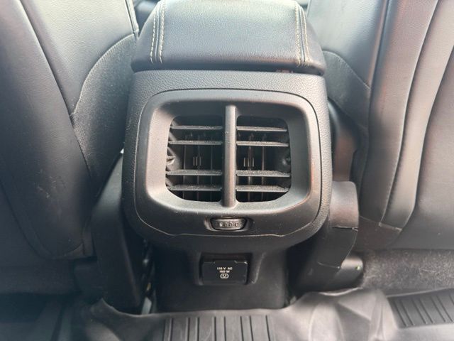 Used 2016 Silver Jeep Limited image 15