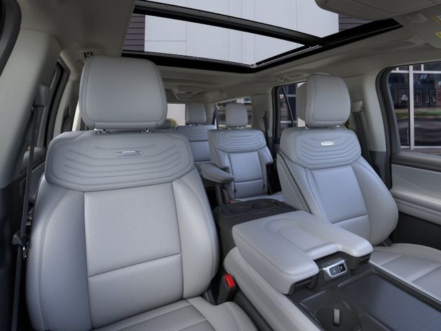 New 2026 Black Ford Platinum image 10
